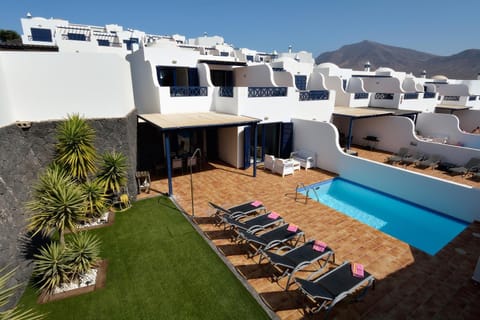 Garden, Balcony/Terrace, Swimming pool