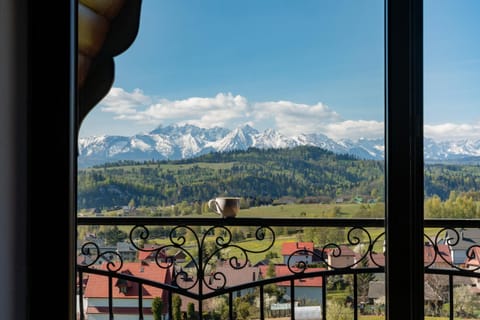 Day, Natural landscape, View (from property/room), Balcony/Terrace, Mountain view