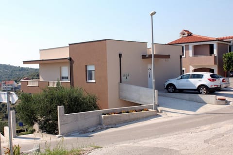 Property building, Facade/entrance, Other