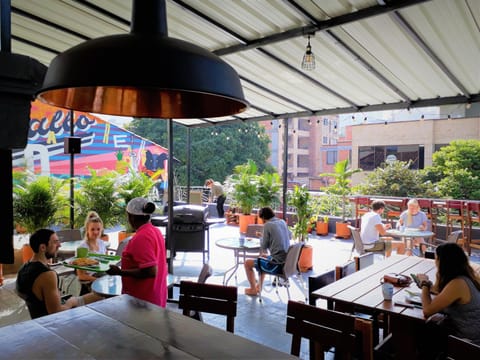 Restaurant/places to eat, Food close-up, Balcony/Terrace, Food and drinks