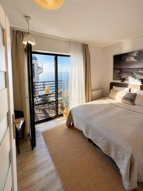 Balcony/Terrace, Bedroom