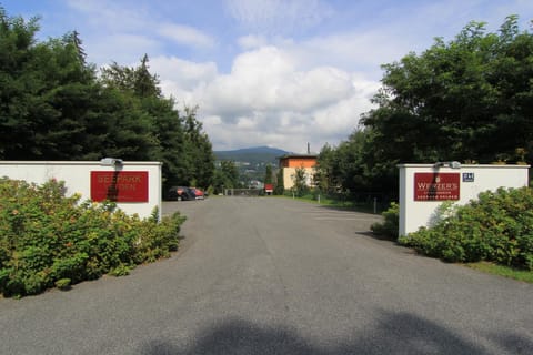 Property building, Shopping Area