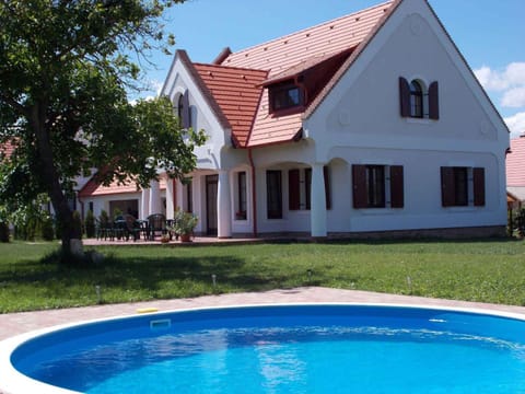Property building, Summer