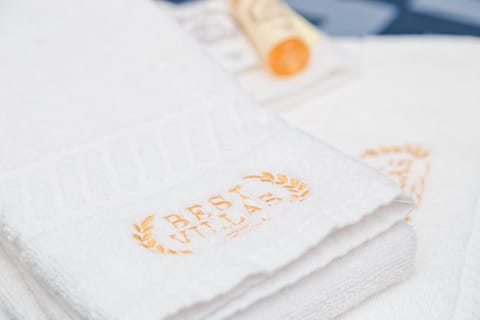 Property logo or sign, Other, Photo of the whole room, Decorative detail, Logo/Certificate/Sign