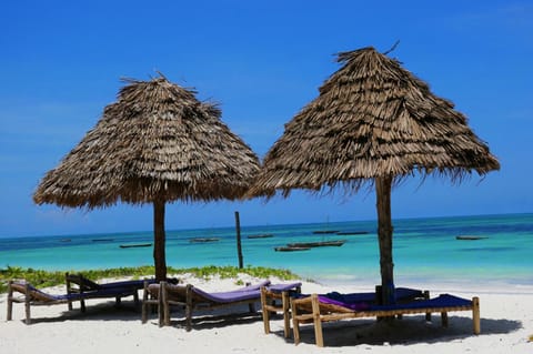 Nearby landmark, Day, Natural landscape, Beach, Sea view, sunbed