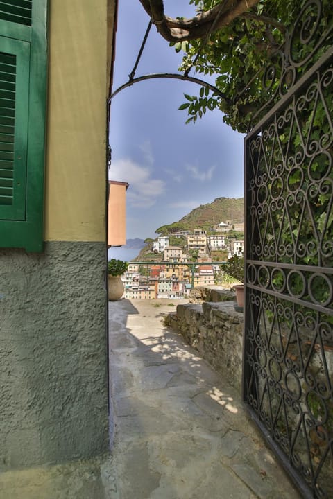 5 Terre For You House in Riomaggiore