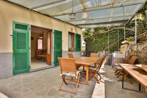 5 Terre For You House in Riomaggiore