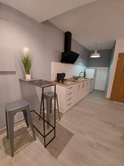 Coffee/tea facilities, Kitchen or kitchenette