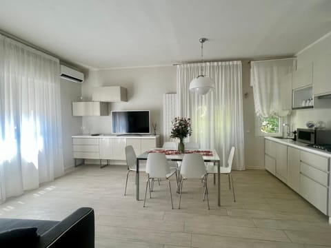 Stunning Apartment 300mt by the sea Forte dei Marmi Apartment in Forte dei Marmi
