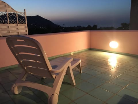 Balcony/Terrace, Sunset, sunbed