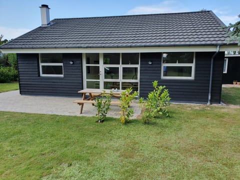 Facade/entrance, Garden