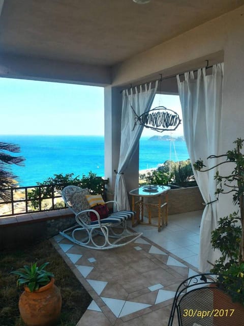 Balcony/Terrace, City view, Mountain view, Sea view