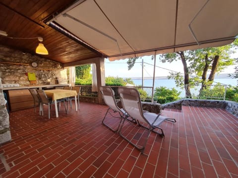 Balcony/Terrace, children, Family