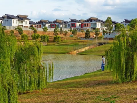 Nearby landmark, Day, People, Natural landscape, Lake view