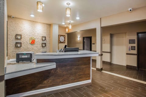 Lobby or reception, On site