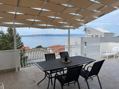 Balcony/Terrace, Seating area, Sea view