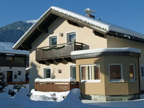 Property building, Winter