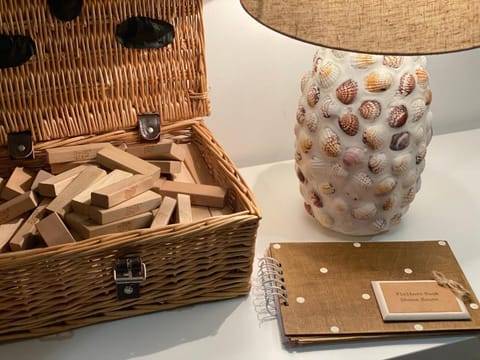 OHANA HOUSE - Unbeatable Location - UK's Best Beaches House in Newquay