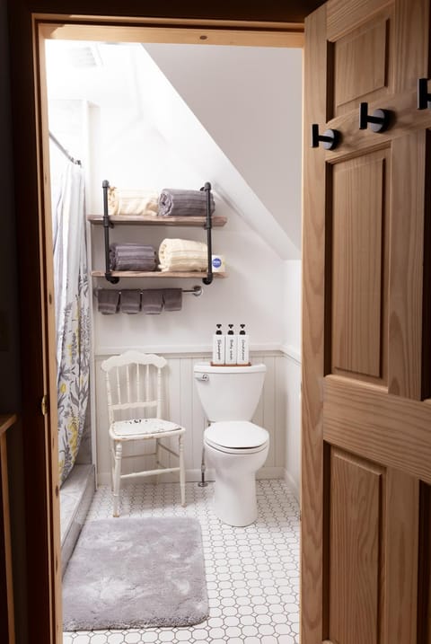 The Cottonwood Inn B&B Bed and Breakfast in Empire