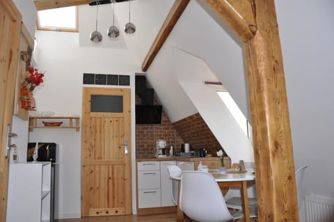 Kitchen or kitchenette, Living room