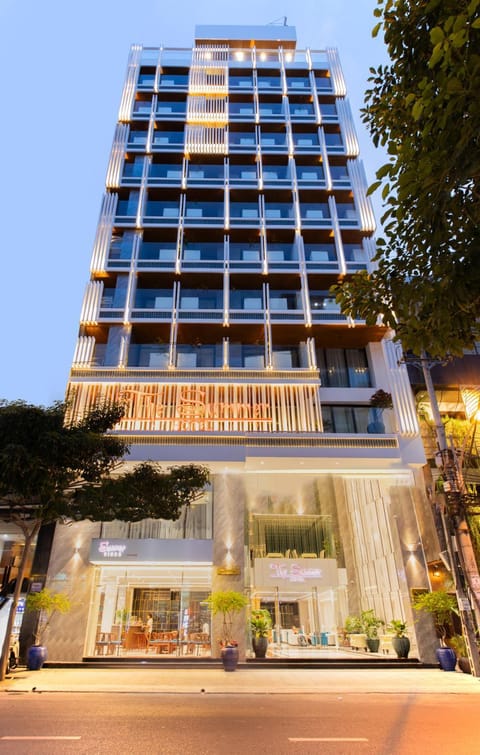 Property building, Location, Parking