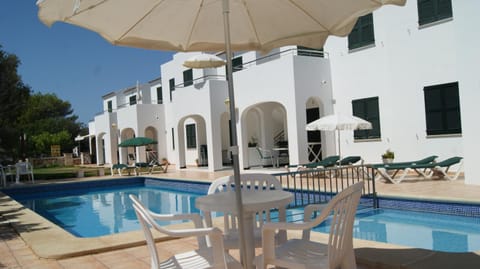 Day, Swimming pool, Swimming pool