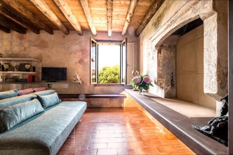 Living room, Bedroom