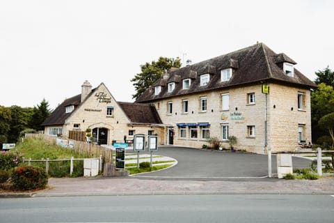 Property building, Parking