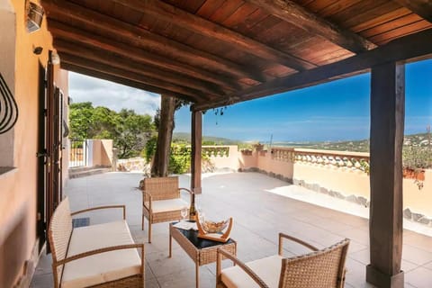 Natural landscape, View (from property/room), Balcony/Terrace