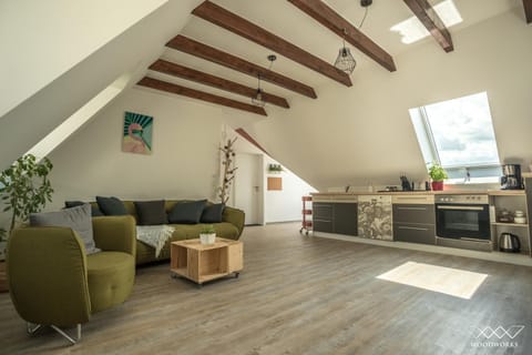 Kitchen or kitchenette, Living room