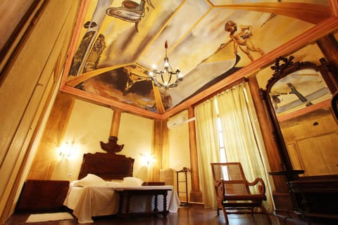 Bed, Photo of the whole room