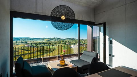 Patio, Day, Natural landscape, Garden, View (from property/room), Balcony/Terrace, Balcony/Terrace, Mountain view