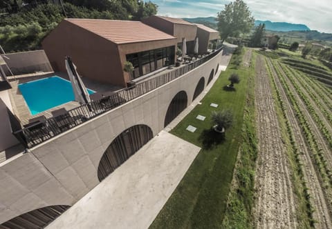 Property building, Day, Natural landscape, Balcony/Terrace, Garden view, Mountain view, Pool view, Swimming pool