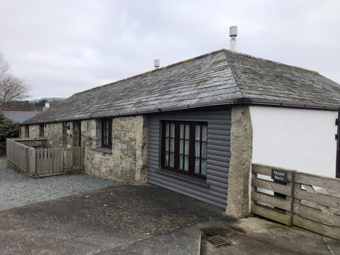 Maple & Beech Barns Apartment in England