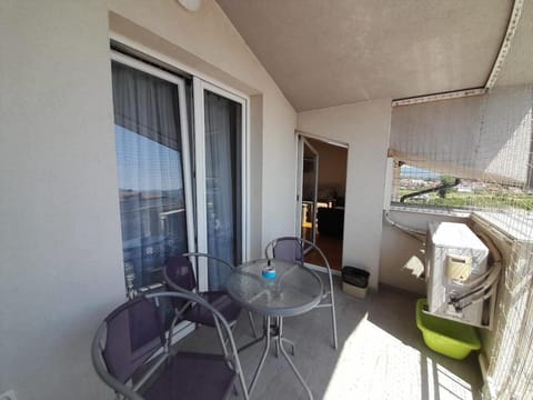 Apartment Nesrine Apartment in Lika-Senj County