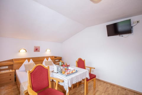 Haus Hugo Bed and Breakfast in Trentino-South Tyrol