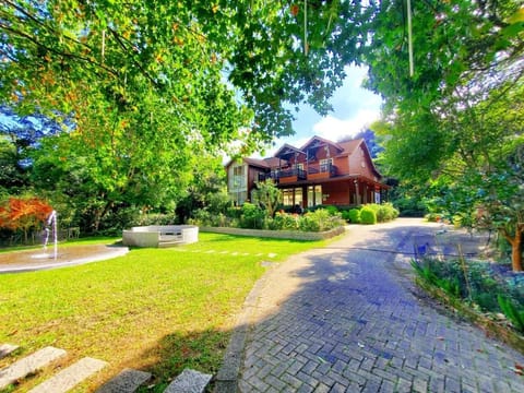 Property building, Garden