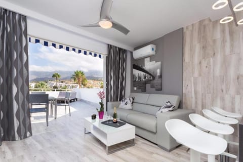 Day, Natural landscape, Living room, Other, Other, Seating area, Dining area, Mountain view, Sea view, Sea view, sunbed