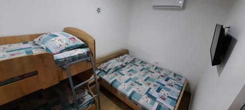 Apartmani "Ravić" Bed and Breakfast in Montenegro