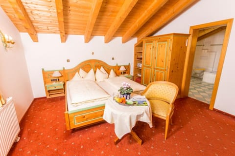 Ferienwohnung Gästehaus Büchele Kleinwalsertal Country House in Oberstdorf