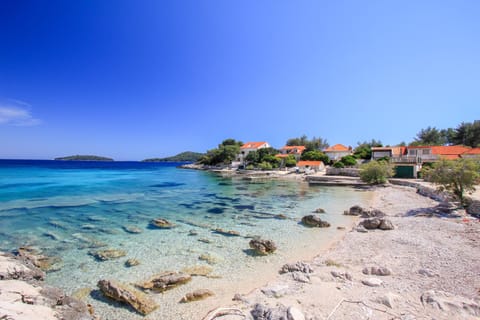 Neighbourhood, Natural landscape, Beach