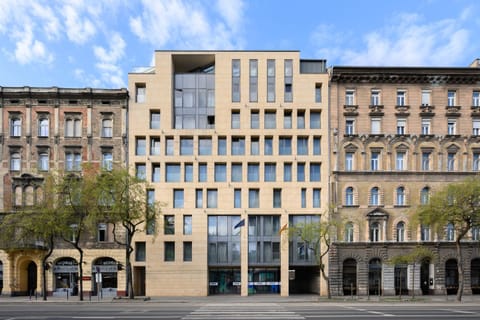 Facade/entrance, Day