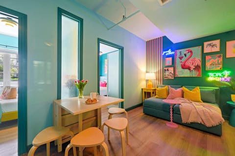 Living room, Dining area