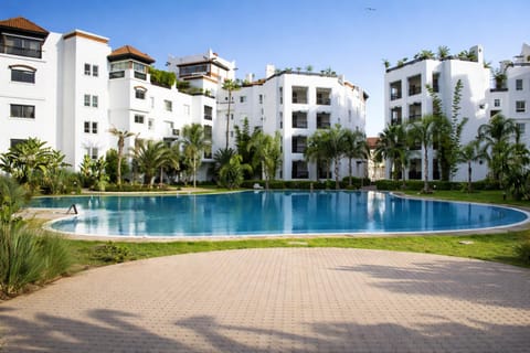 Garden, Swimming pool