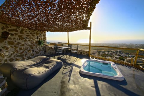 Hot Tub, View (from property/room), Balcony/Terrace, Sea view, Sunrise