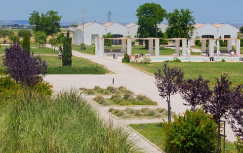 Property building, Garden, Garden view