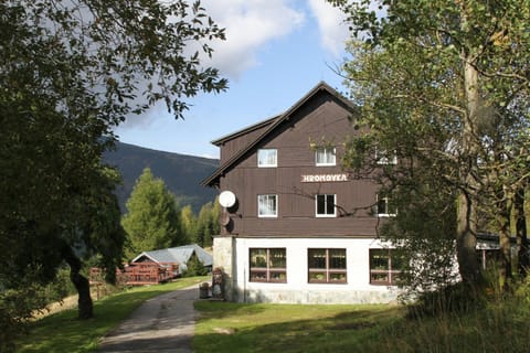 Property building, Summer