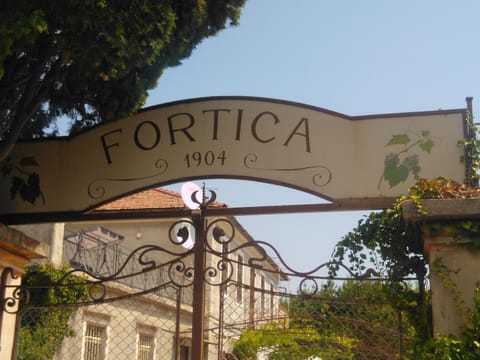Property building, Property logo or sign