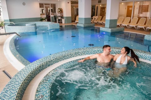 Hot Tub, Guests, Pool view, Swimming pool