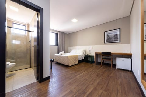 Shower, Bed, Bathroom, Photo of the whole room, Bedroom, towels